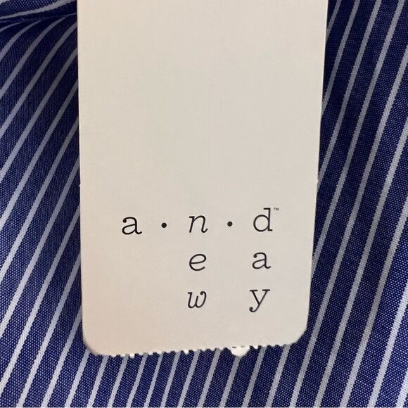 😊 3/$30
NEW🏷 Woman’s Ruffle Tiered Skirt Blue Size 2 - Picture 7 of 15